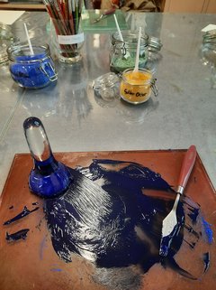 Glasplatte, Glasläufer, Mit Leinöl vermischtes Ultramarin