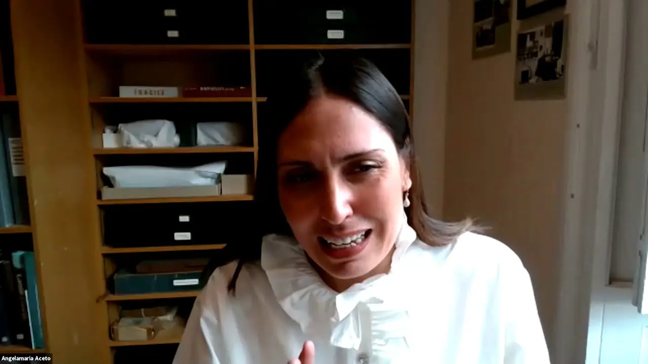 Raphael and Drawing: a closer look