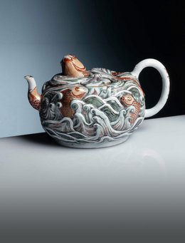 Dauerausstellung Porzellansammlung Teekanne aus Porzellan