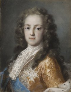 Pastellporträt eines Jungen mit langen Locken und Bruststern sowie blauer Schärpe